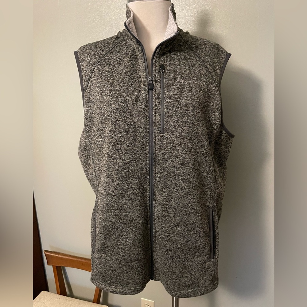 Men’s Heather Gray Eddie Bauer Sweater Vest - size L - EUC